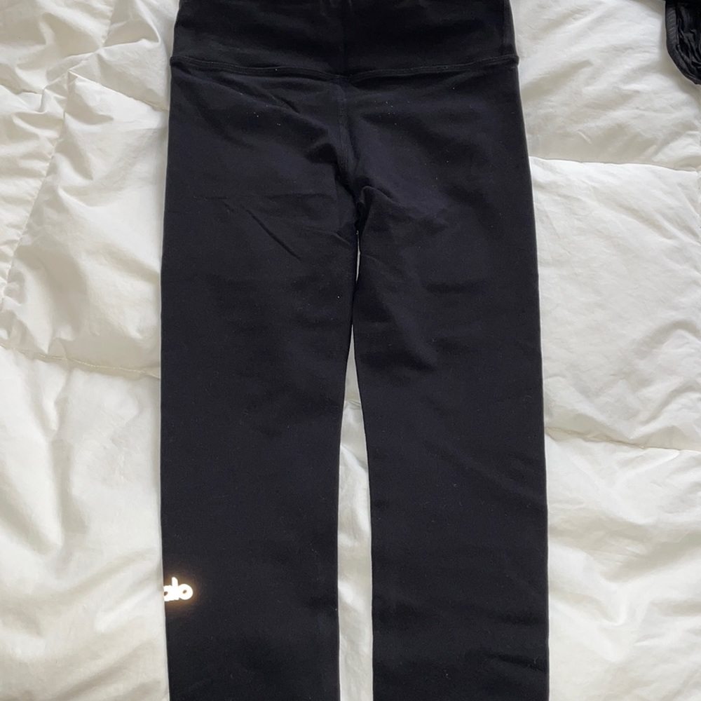 Alo airbrush - WILL ACCEPT BEST OFFER! Clearing closet and will be donating